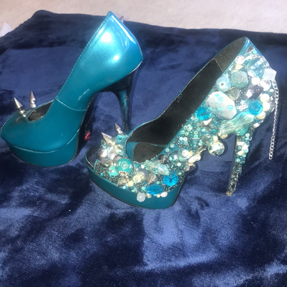 Shoes